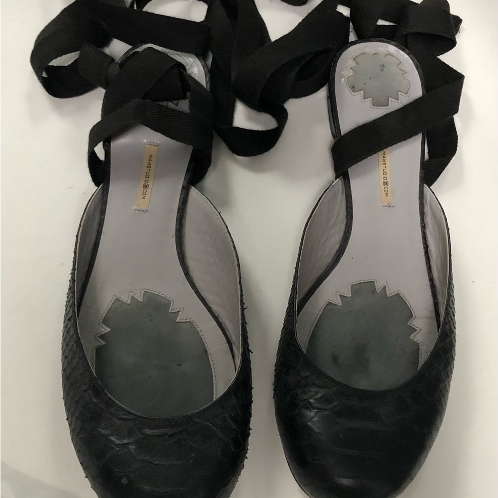 Max Studio genuine snakeskin ballerina flats size 7.5M